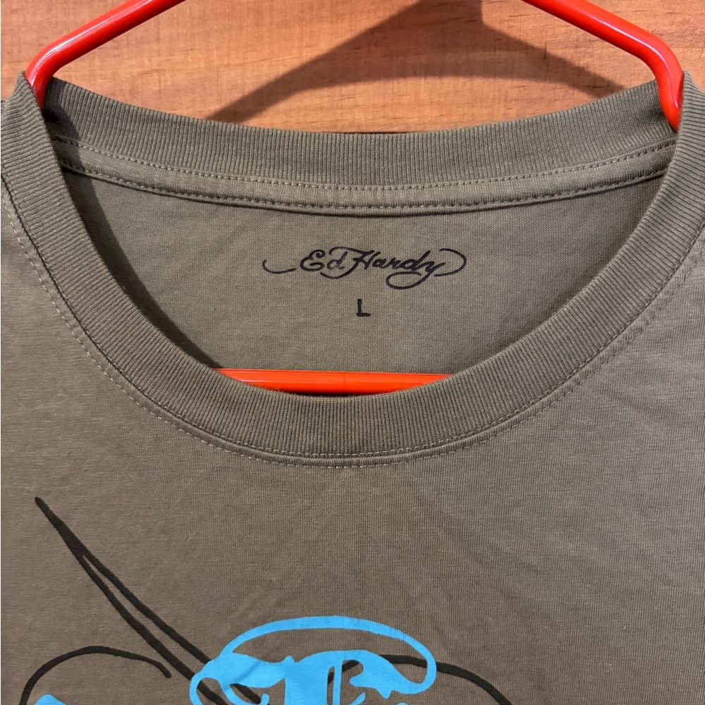 Ed Hardy Olive Tee with Blue Script and Black Panther - Picture 2 of 3